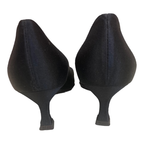 St John Black Satin Kitten Heel Pumps with Sequin Toe Size 6B - Picture 3 of 9